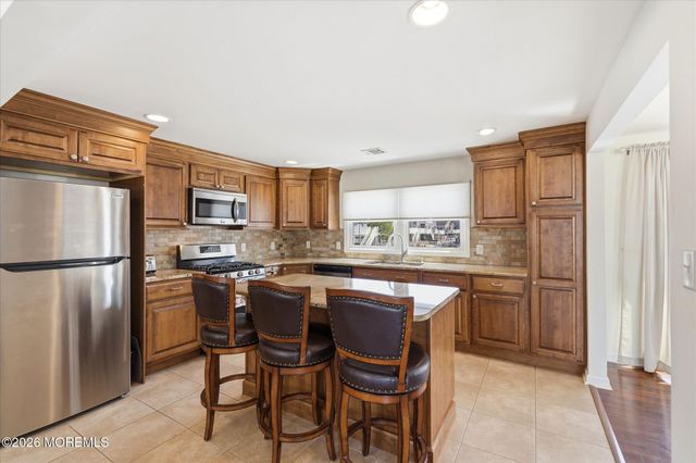 159 Morris Boulevard, Manahawkin, NJ 08050