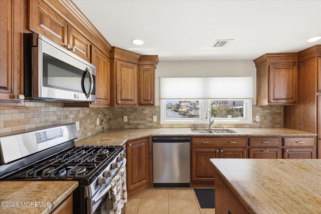159 Morris Boulevard, Manahawkin, NJ 08050