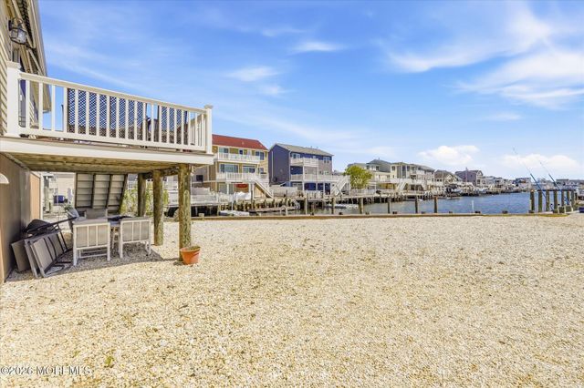 159 Morris Boulevard, Manahawkin, NJ 08050
