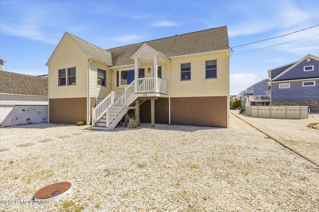 159 Morris Boulevard, Manahawkin, NJ 08050