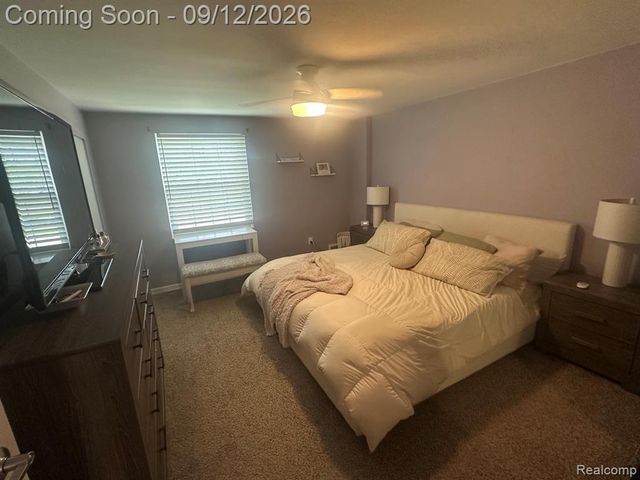 22909 Lakeshore Drive, Saint Clair Shores, MI 48080