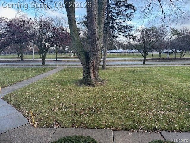 22909 Lakeshore Drive, Saint Clair Shores, MI 48080