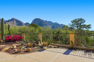 848 E Camino Diestro, Oro Valley, AZ 85704