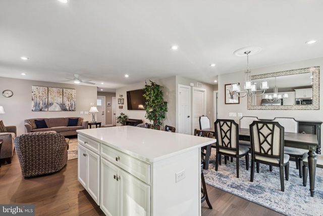 15 TRUMAN RD, Berlin, NJ 08009