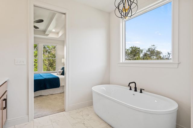 4800 WHISPER CT, Columbia, MO 65203