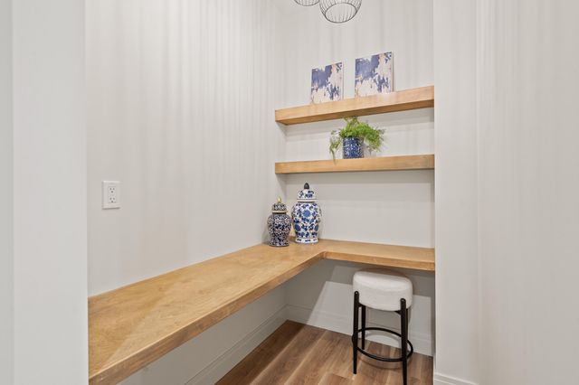 4800 WHISPER CT, Columbia, MO 65203