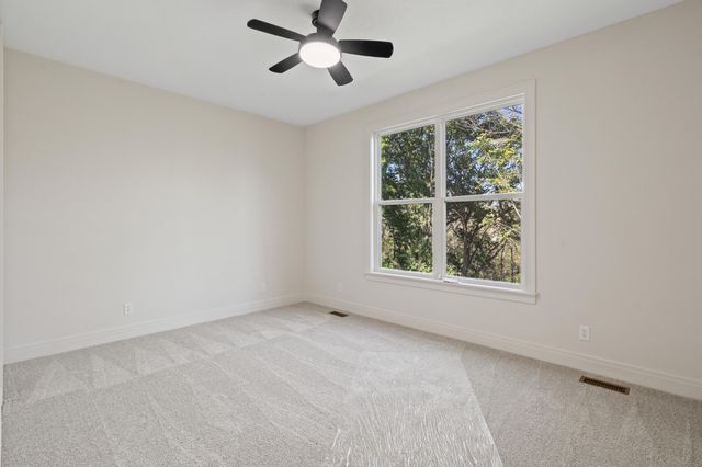 4800 WHISPER CT, Columbia, MO 65203