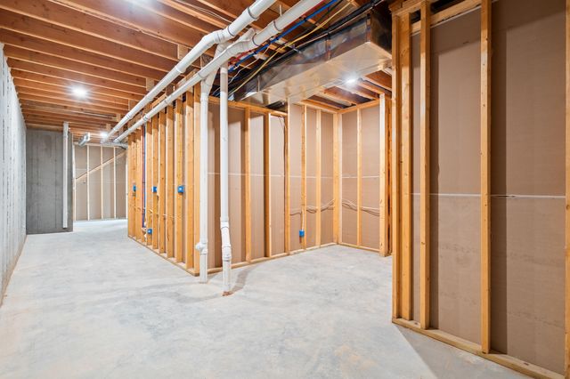 4800 WHISPER CT, Columbia, MO 65203