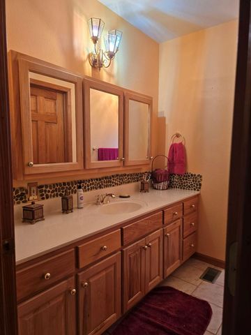 000 County Road 181-286, Willow Springs, MO 65793