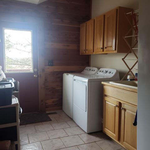 000 County Road 181-286, Willow Springs, MO 65793