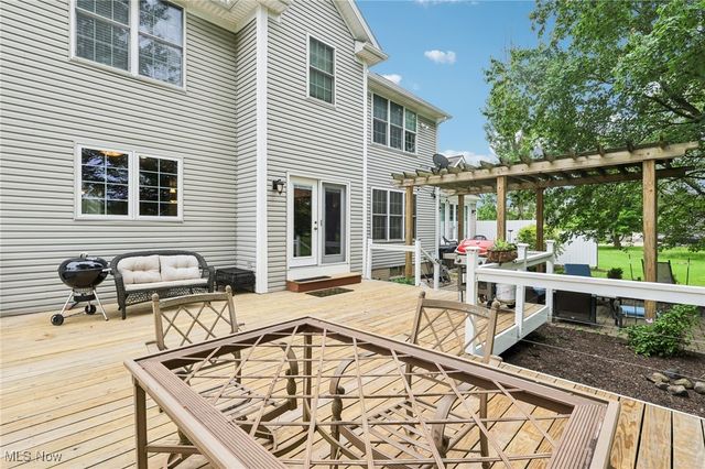 15400 Overture Drive, Newbury, OH 44065