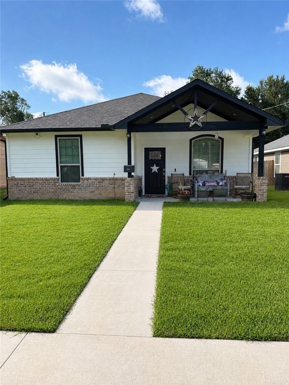 707 West Evans Street, Hearne, TX 77859 — exterior