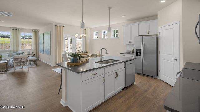 429 Thistle Meadow Lane, Aberdeen, NC 28315