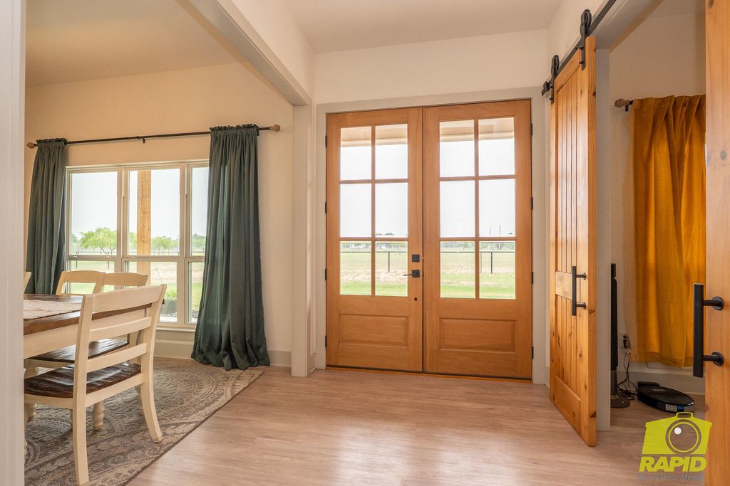Image 5 of property listing at 13785 S Dove Creek Road, San Angelo, TX 76904