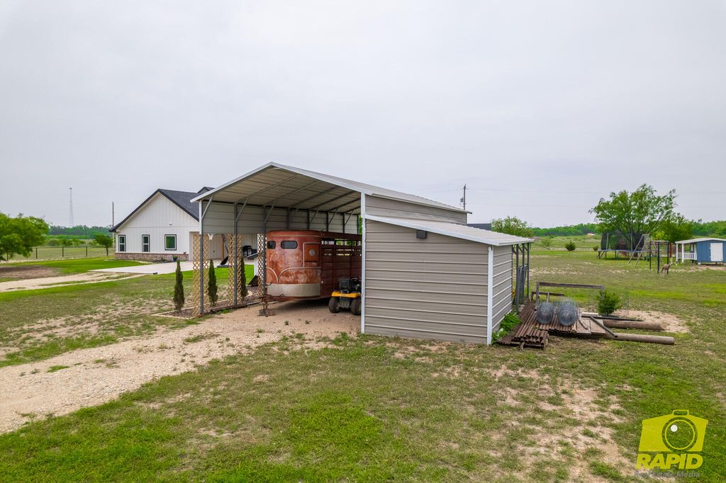 Image 50 of property listing at 13785 S Dove Creek Road, San Angelo, TX 76904