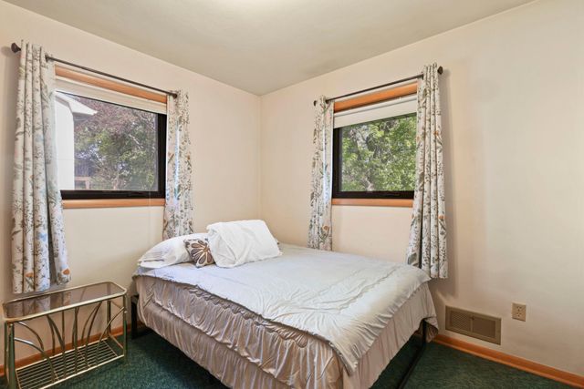65 Logan Avenue E, West Saint Paul, MN 55118