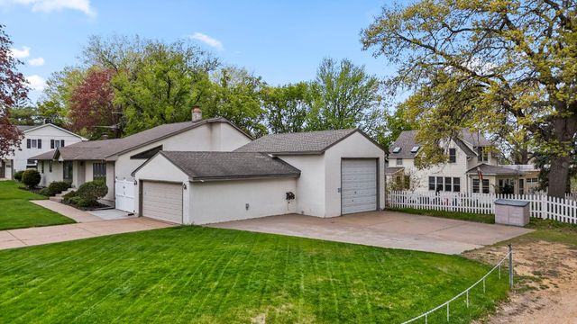65 Logan Avenue E, West Saint Paul, MN 55118