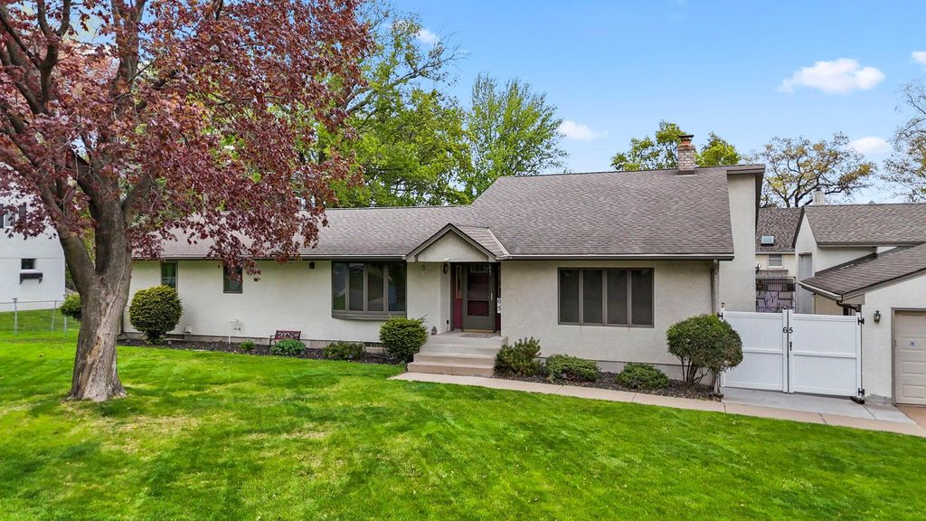 65 Logan Avenue E, West Saint Paul, MN 55118