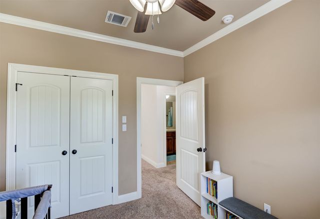 520 Falling Water Circle, Bossier City, LA 71112