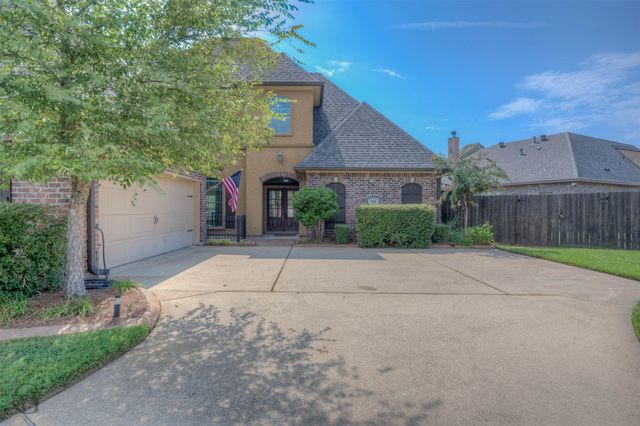520 Falling Water Circle, Bossier City, LA 71112