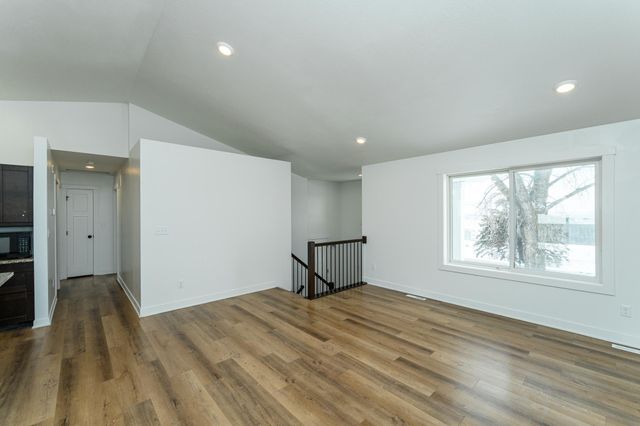 3112 Eastwood Road SE, Rochester, MN 55904