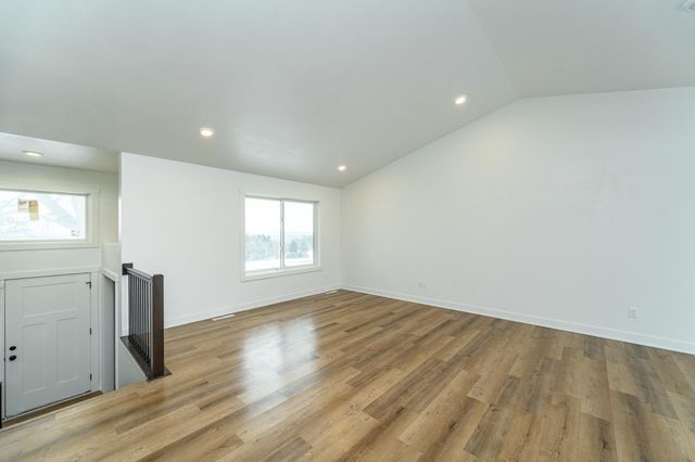 3112 Eastwood Road SE, Rochester, MN 55904