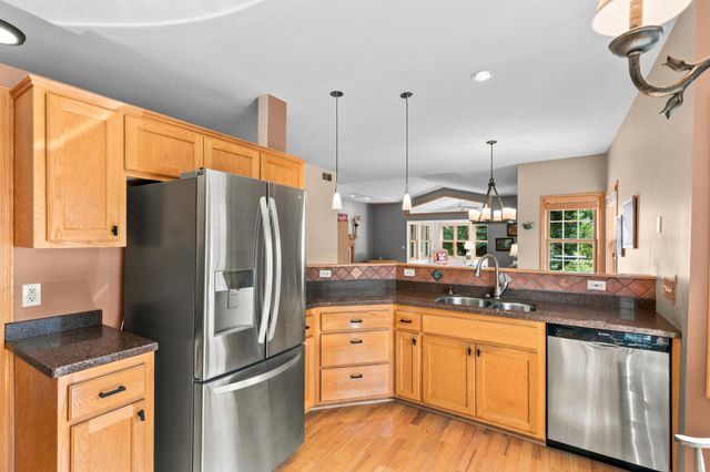 734 Gilfillan Lane, White Bear Twp, MN 55127