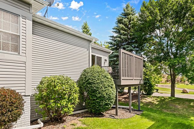734 Gilfillan Lane, White Bear Twp, MN 55127