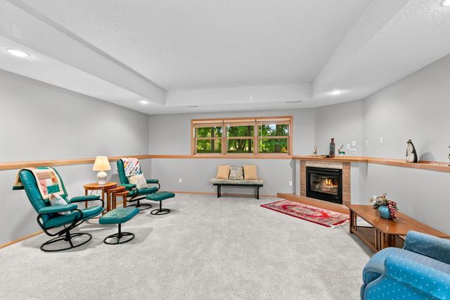 734 Gilfillan Lane, White Bear Twp, MN 55127