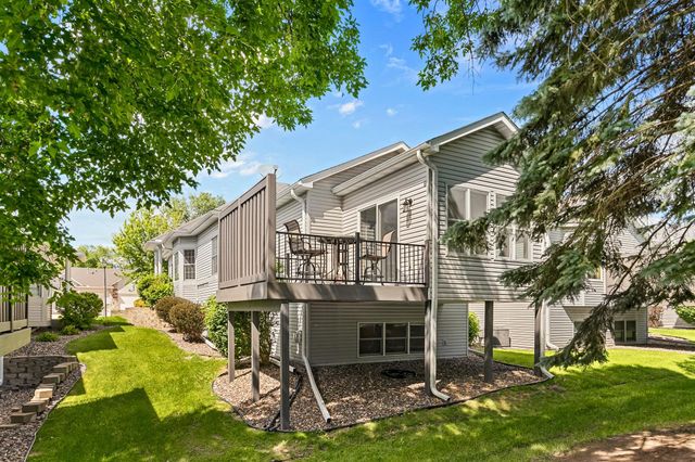 734 Gilfillan Lane, White Bear Twp, MN 55127