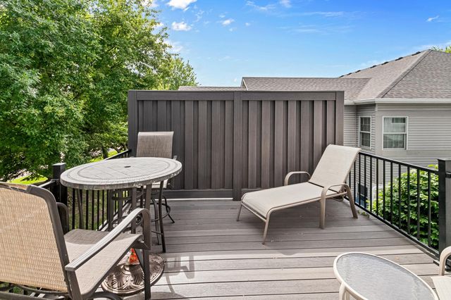 734 Gilfillan Lane, White Bear Twp, MN 55127