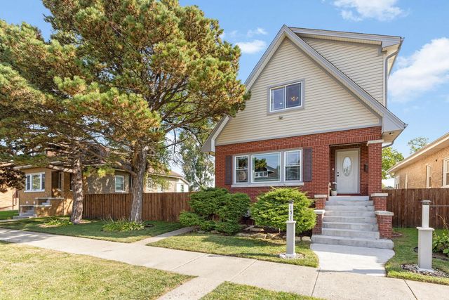 151 22nd Avenue, Bellwood, IL 60104