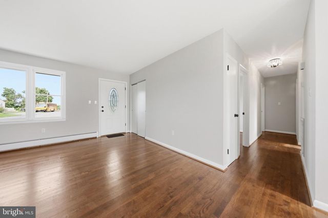 13819 BROADFORDING CHURCH RD, Hagerstown, MD 21740