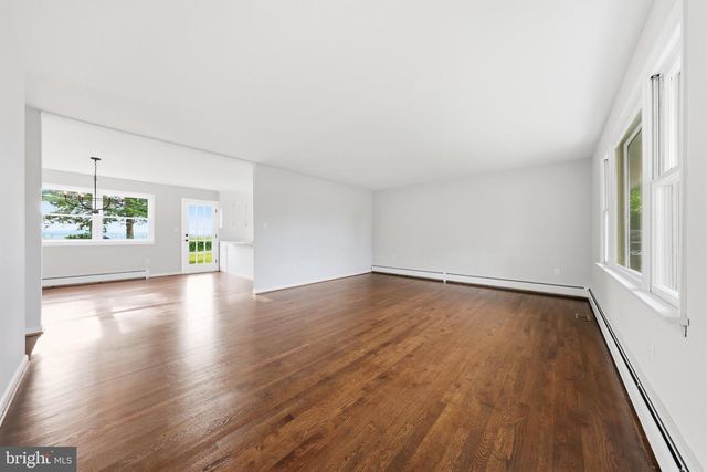 13819 BROADFORDING CHURCH RD, Hagerstown, MD 21740