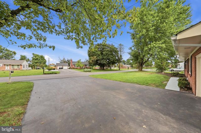 13819 BROADFORDING CHURCH RD, Hagerstown, MD 21740