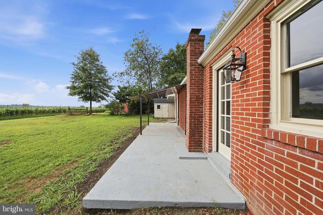 13819 BROADFORDING CHURCH RD, Hagerstown, MD 21740