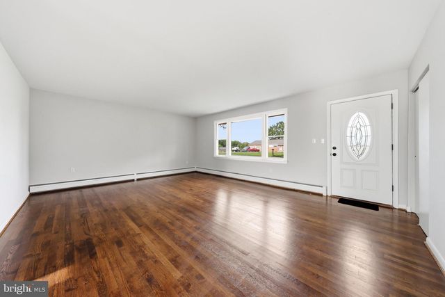 13819 BROADFORDING CHURCH RD, Hagerstown, MD 21740