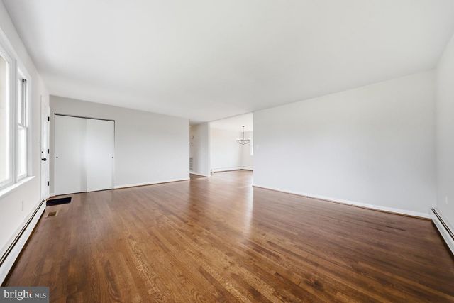 13819 BROADFORDING CHURCH RD, Hagerstown, MD 21740