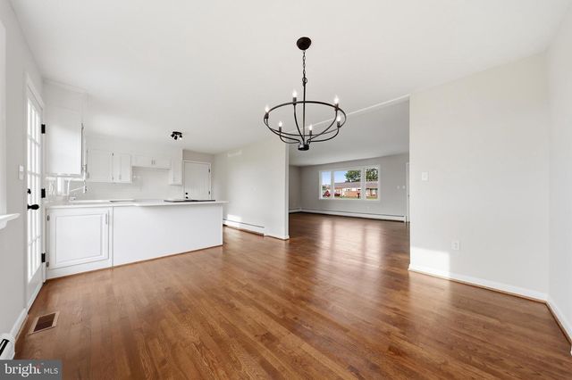 13819 BROADFORDING CHURCH RD, Hagerstown, MD 21740