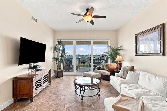 17735 GULF BOULEVARD 204, Redington Shores, FL 33708