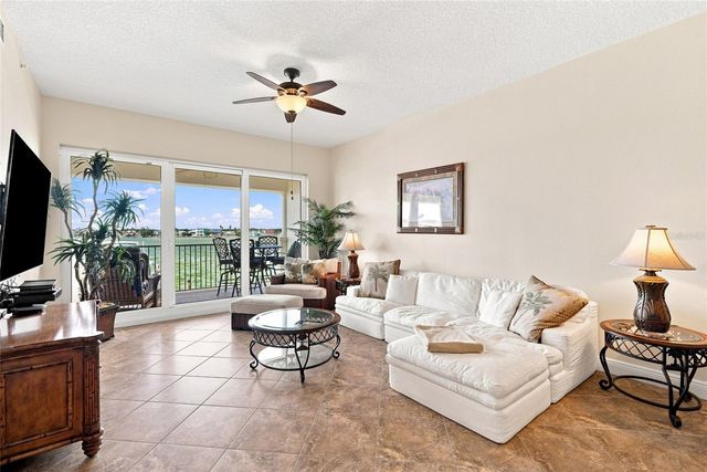17735 GULF BOULEVARD 204, Redington Shores, FL 33708