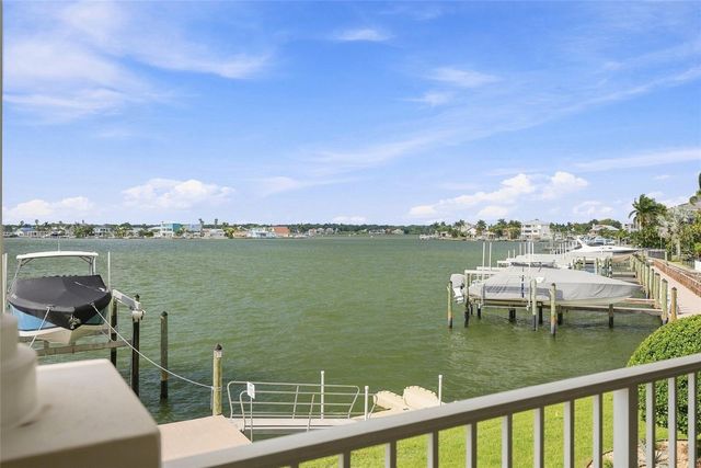 17735 GULF BOULEVARD 204, Redington Shores, FL 33708