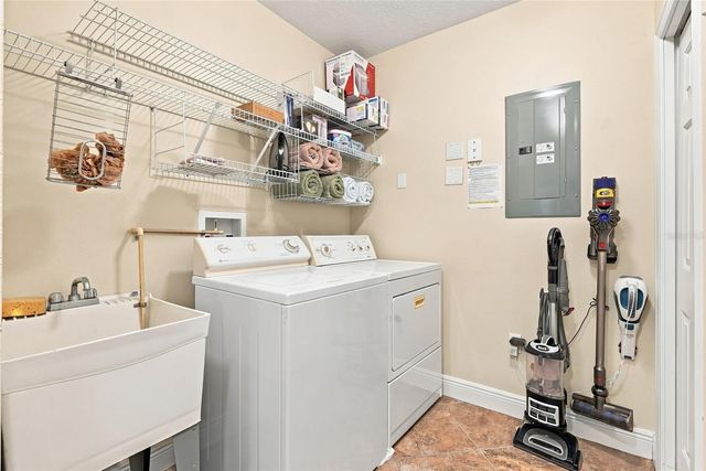 17735 GULF BOULEVARD 204, Redington Shores, FL 33708