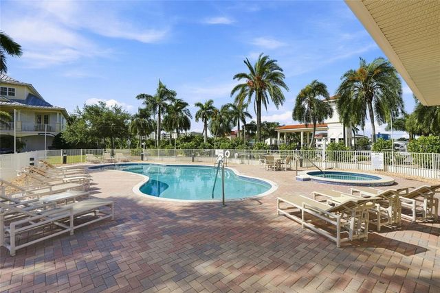 17735 GULF BOULEVARD 204, Redington Shores, FL 33708