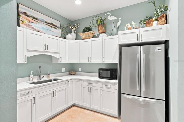 17735 GULF BOULEVARD 204, Redington Shores, FL 33708