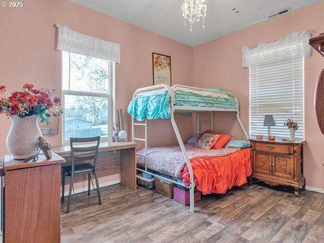 423 E MAIN St, Carlton, OR 97111