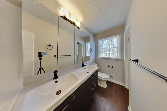 3575 Brookhill Circle, Marietta, GA 30062