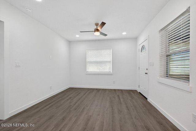 536 SAPELO Road, Jacksonville, FL 32216