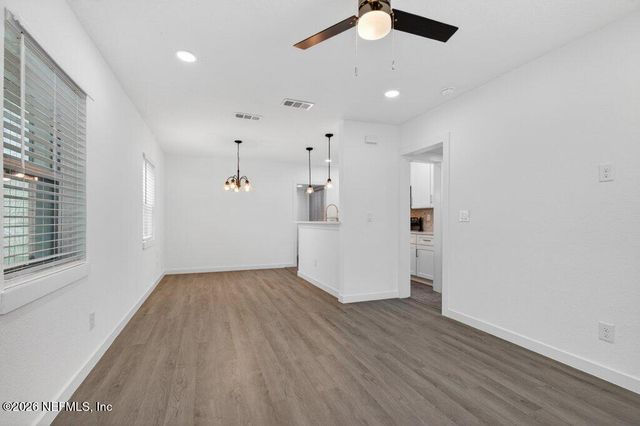 536 SAPELO Road, Jacksonville, FL 32216