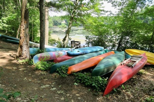 152 Chestnut Cir 152, Lincoln, MA 01773